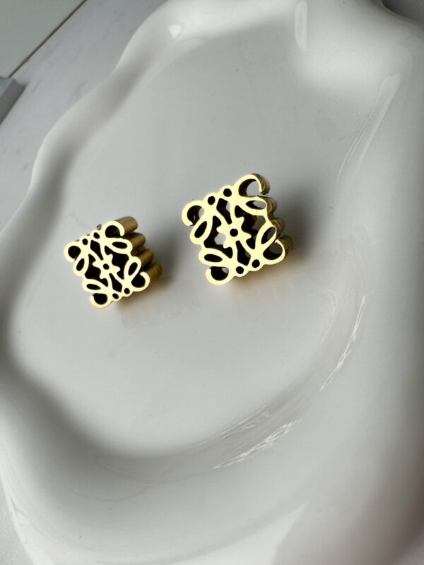 Aretes LOE
