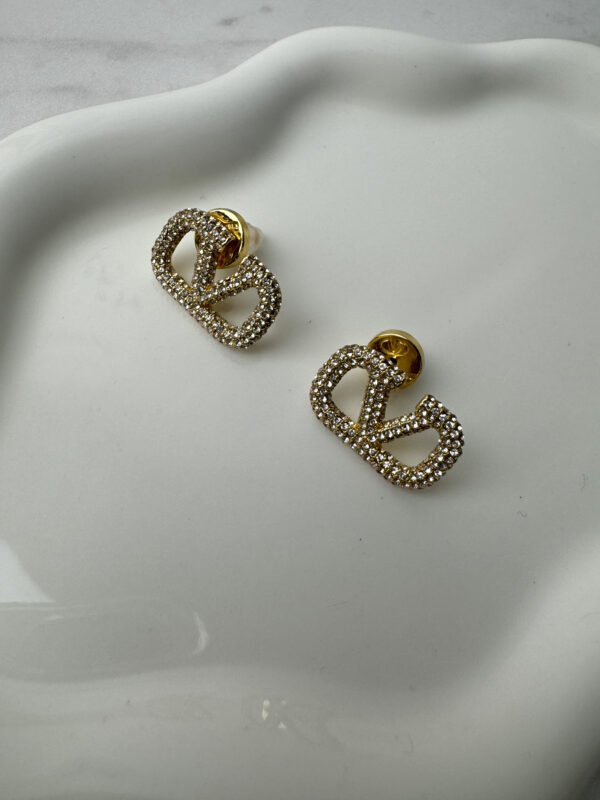 Aretes Vale